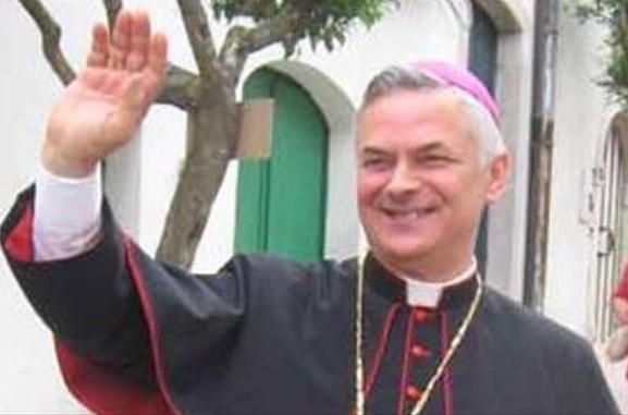 VESCOVO CORNACCHIA