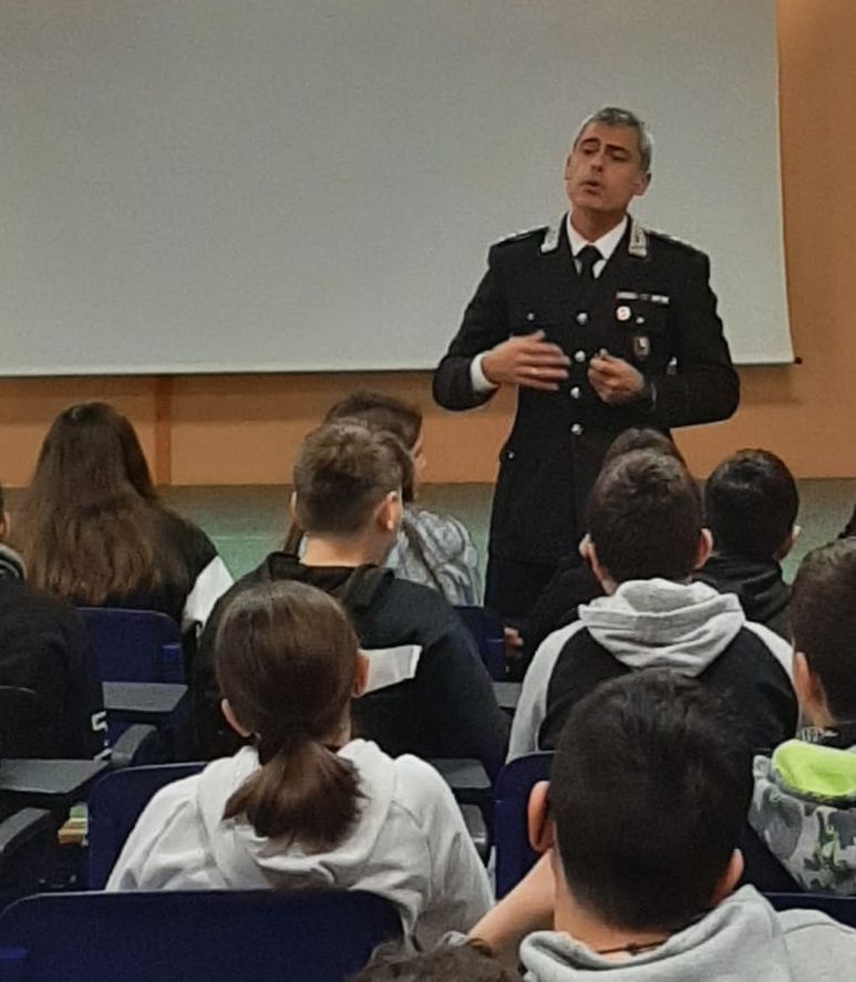 Incontro alla Savio sulla sicurezza digitale